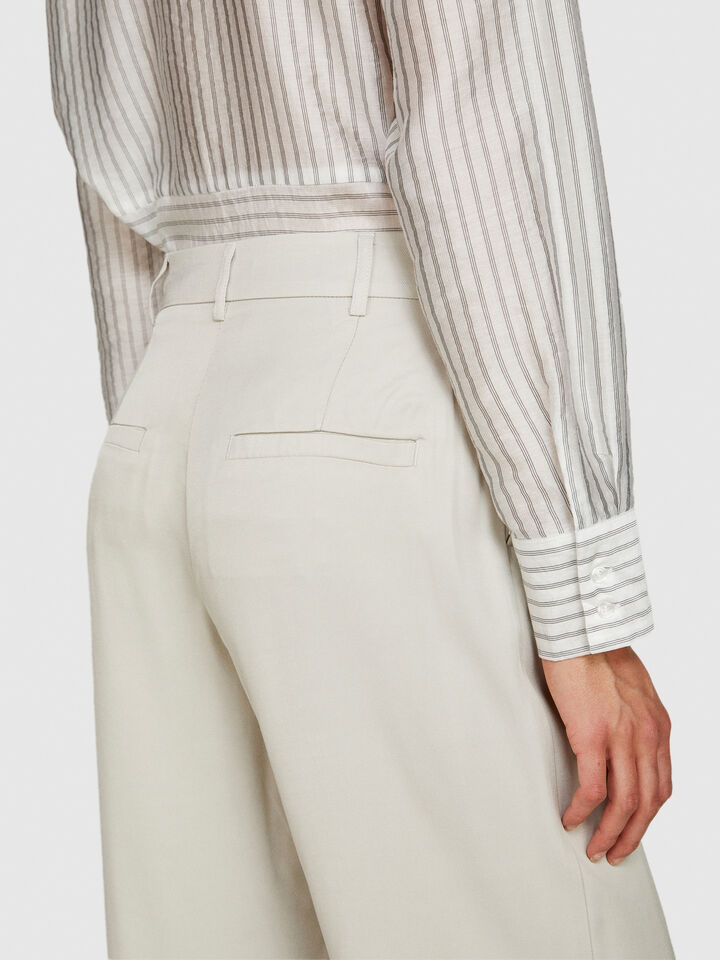 Low-waisted flared fit trousers - women's flared trousers - Beige | Sisley image number 5